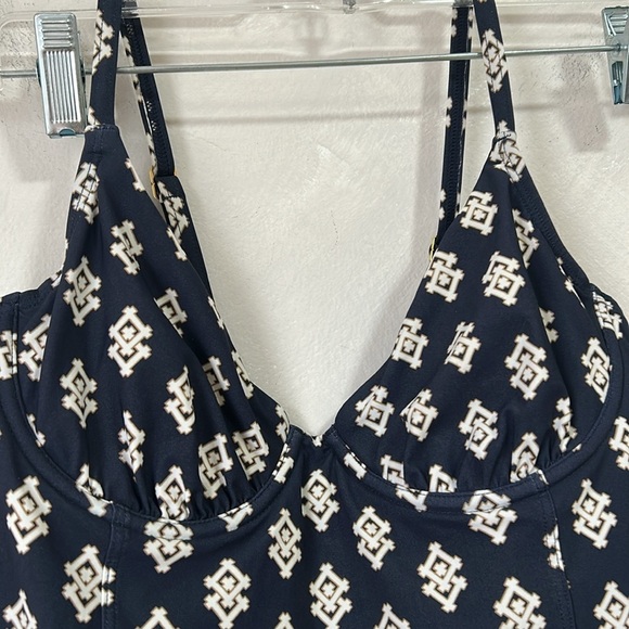 Tory Burch “Double Diamond” Full Piece Bathing Suit size small - Picture 4 of 9